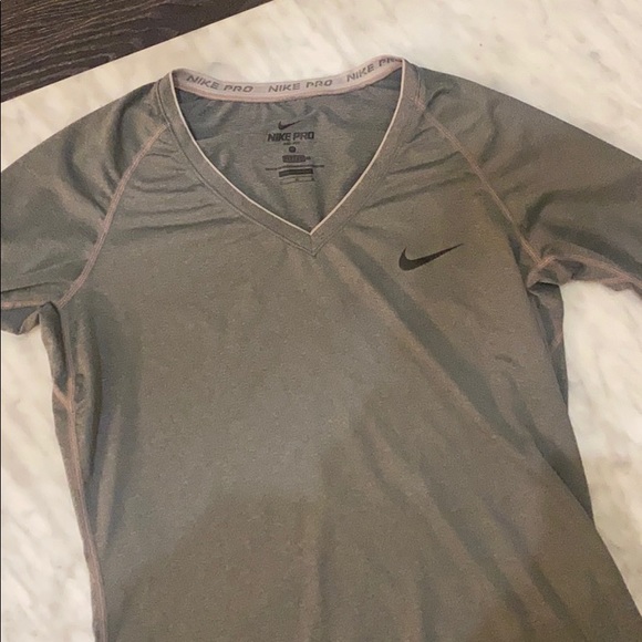 Nike pro dri fit long sleeve - Picture 2 of 4